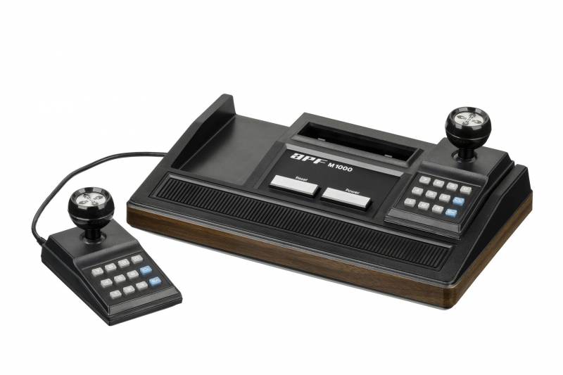 Console APF-MP1000 à cartouche avec 2 manettes de 1978