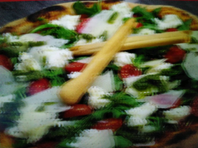 Livraison de pizza pour recette quatre saisons Marseille Vieux-Port Montebello pizzeria